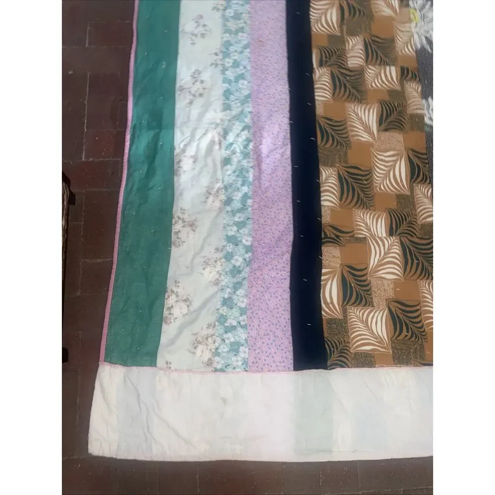 Vintage Handmade Hand Knotted Twin Sz Cotton Quilt Patchwork 77”x 58”